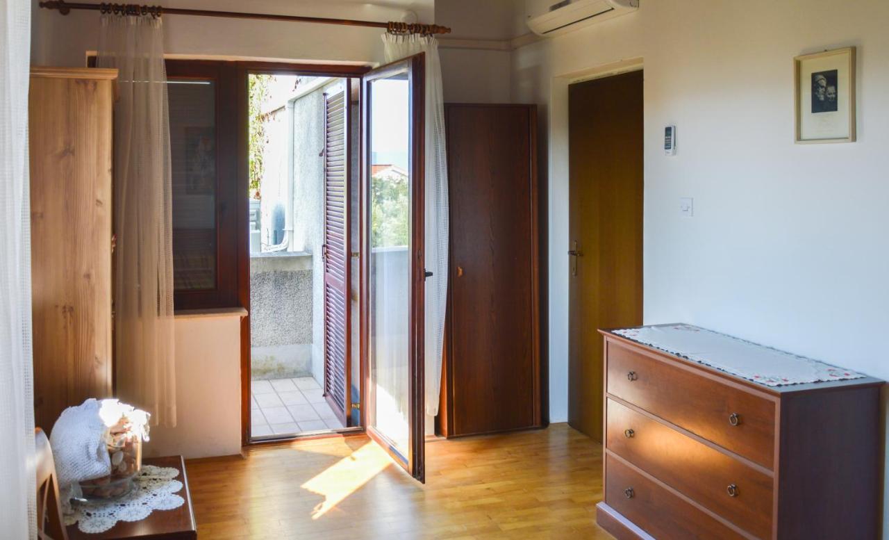 Apartment Zoja Pinezići المظهر الخارجي الصورة