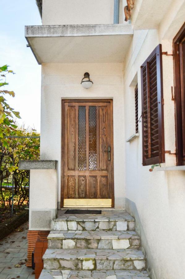 Apartment Zoja Pinezići المظهر الخارجي الصورة