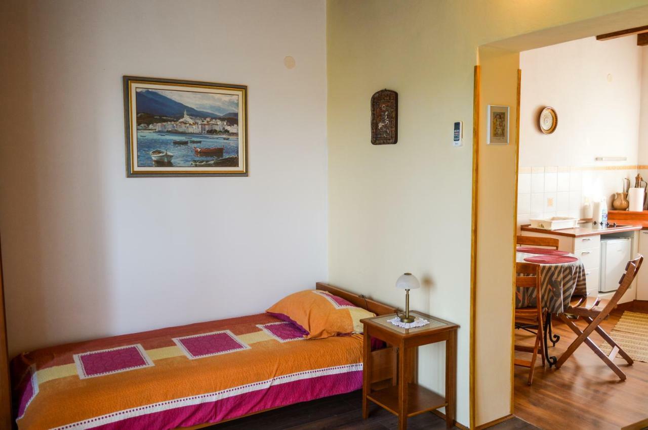 Apartment Zoja Pinezići المظهر الخارجي الصورة